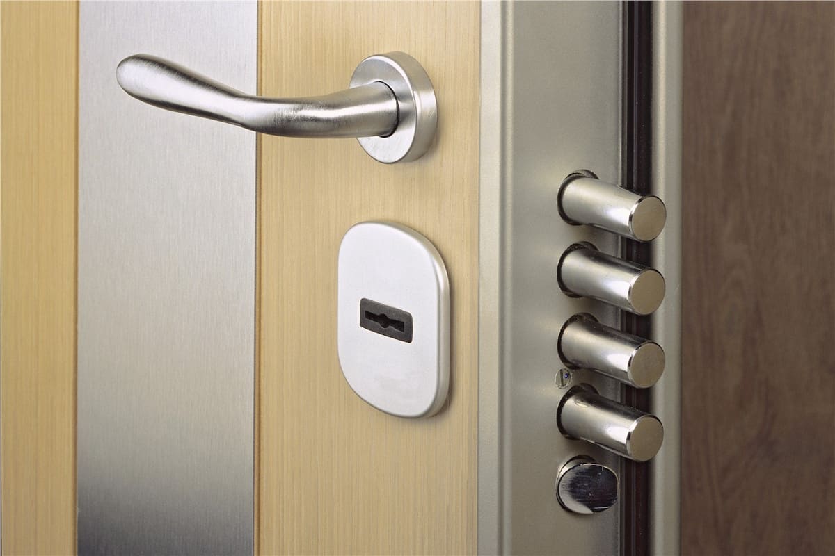  Residential Security Door; Reliable Safe Fire Resistant 2 Materials Wooden Metallic 